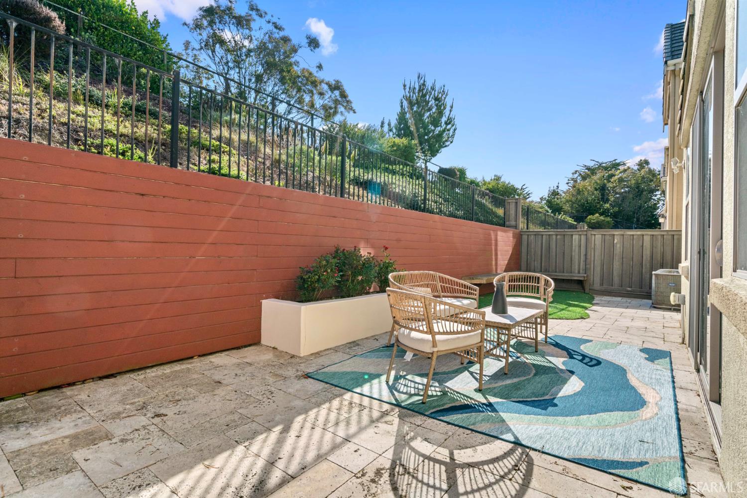 Detail Gallery Image 47 of 53 For 382 Crestview Cir, Daly City,  CA 94015 - 5 Beds | 4 Baths