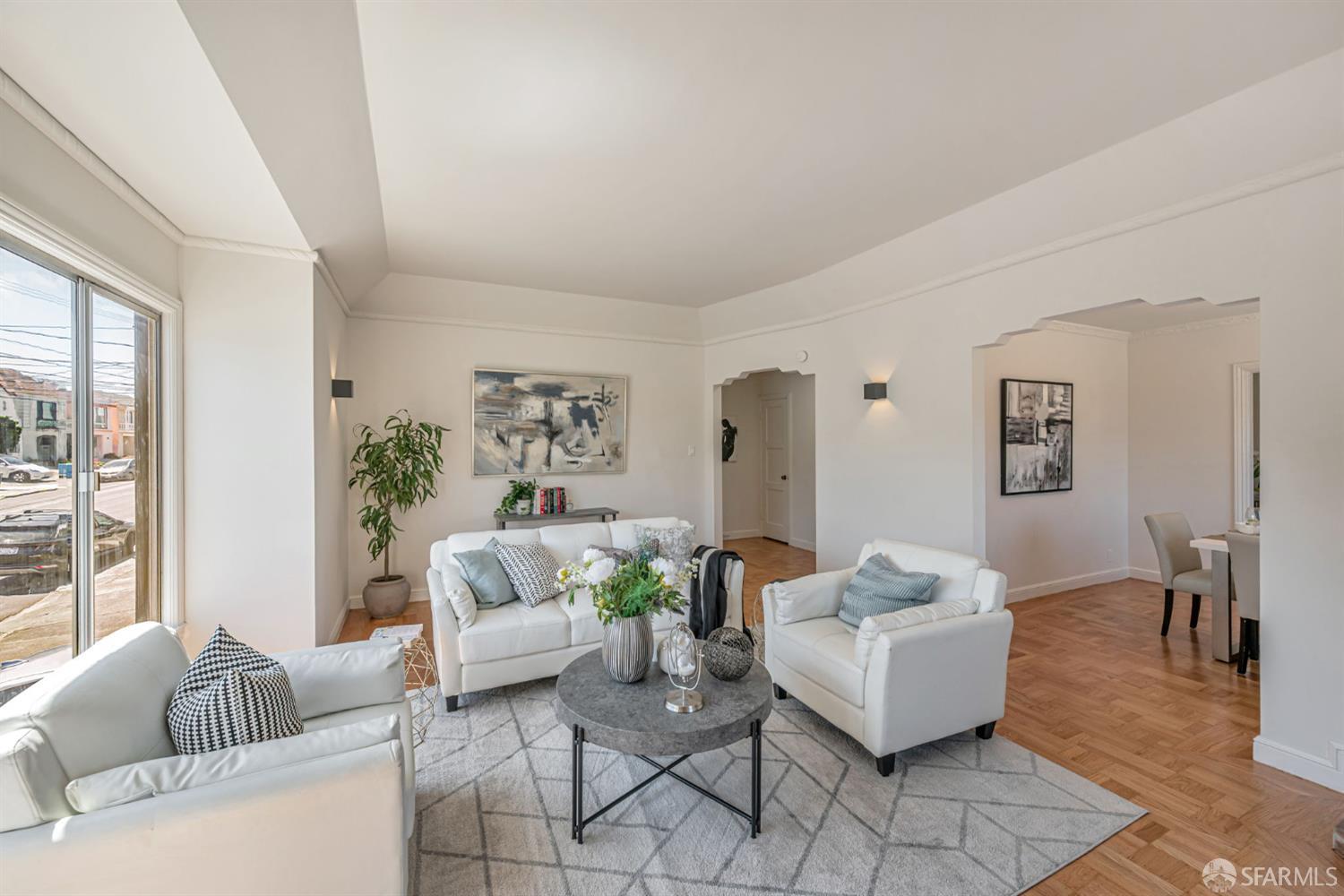 Detail Gallery Image 8 of 42 For 1601 34th Ave, San Francisco,  CA 94122 - 3 Beds | 2 Baths