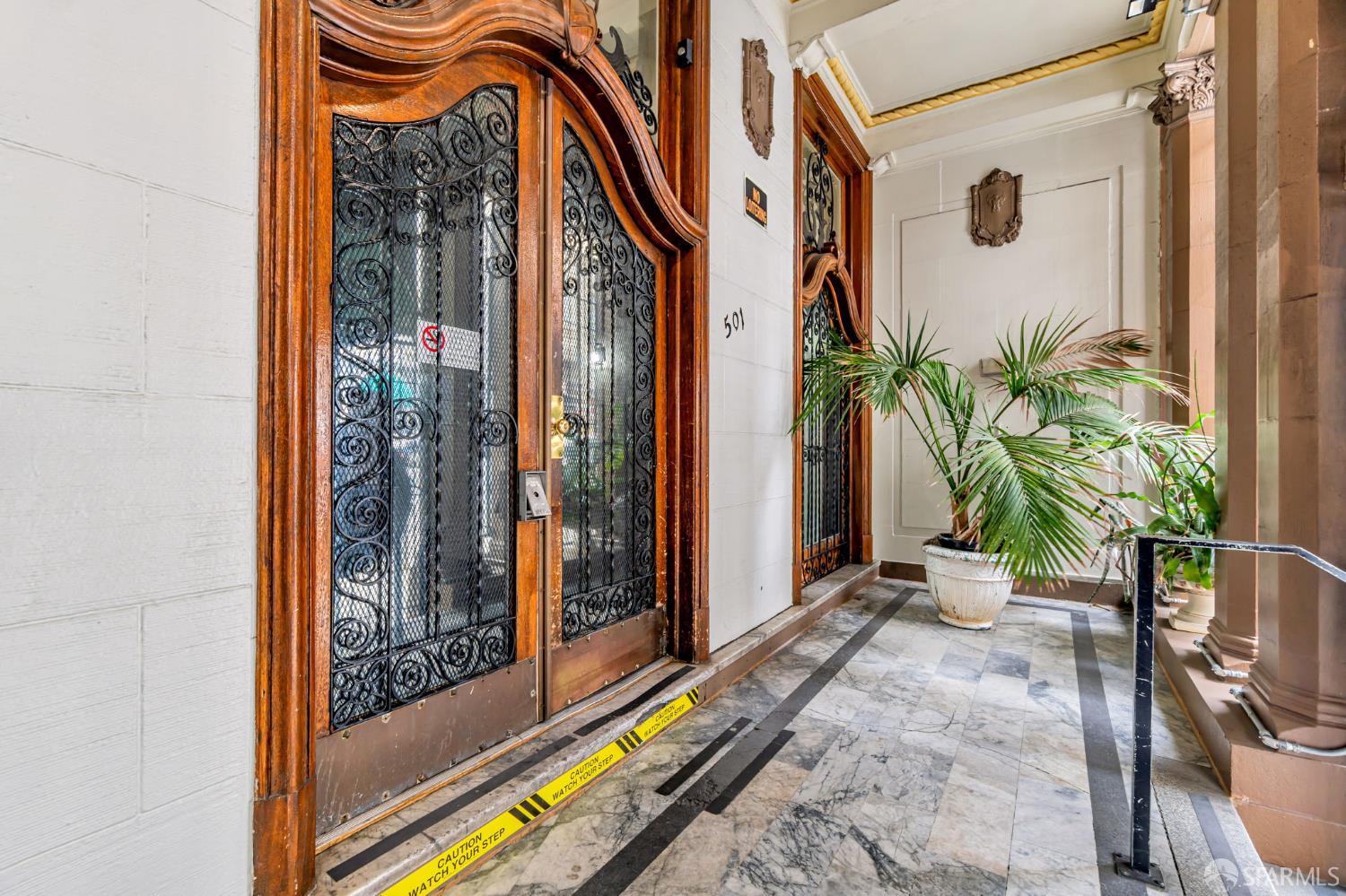 Detail Gallery Image 2 of 20 For 501 Taylor St, San Francisco,  CA 94102 - – Beds | – Baths
