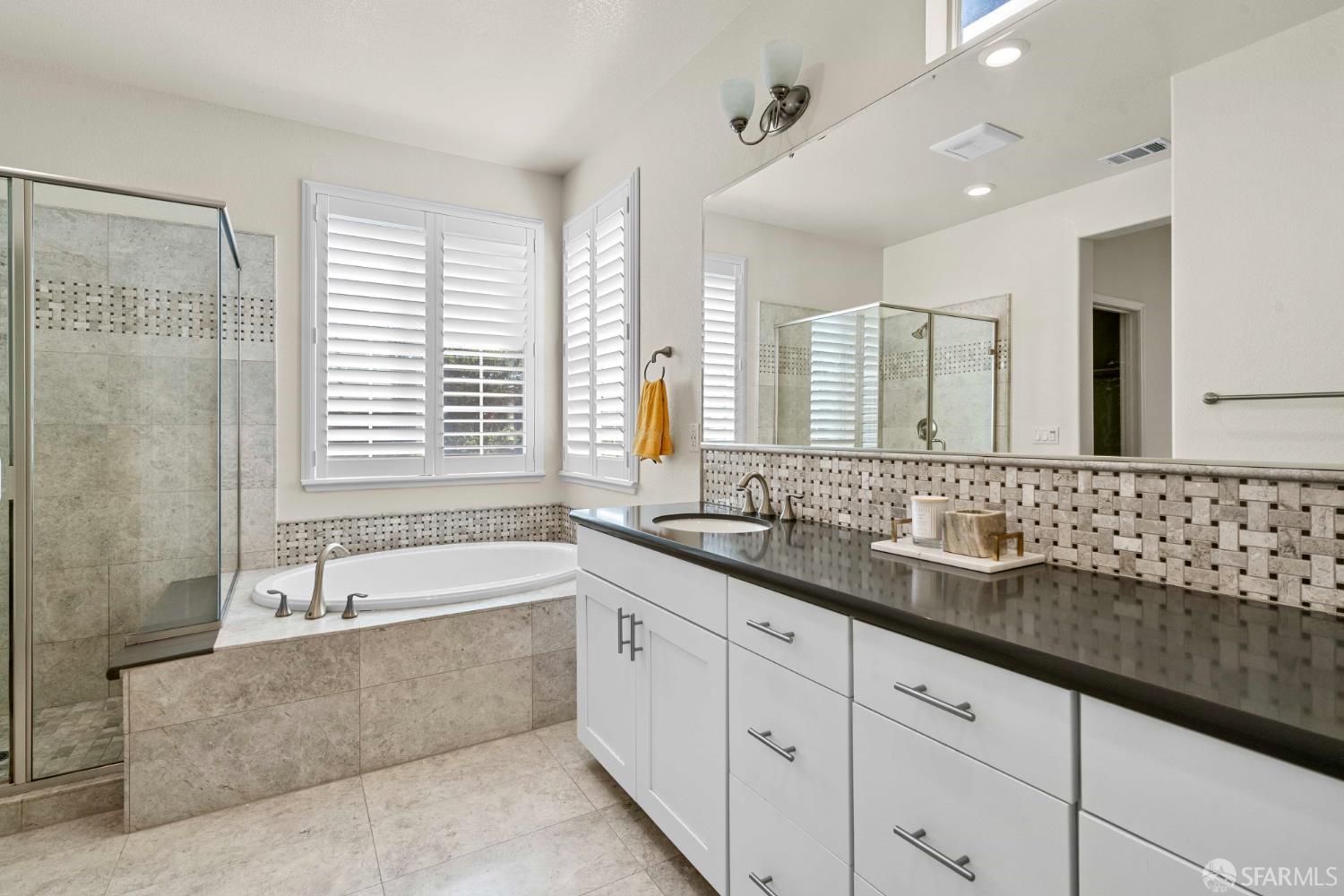 Detail Gallery Image 32 of 53 For 382 Crestview Cir, Daly City,  CA 94015 - 5 Beds | 4 Baths