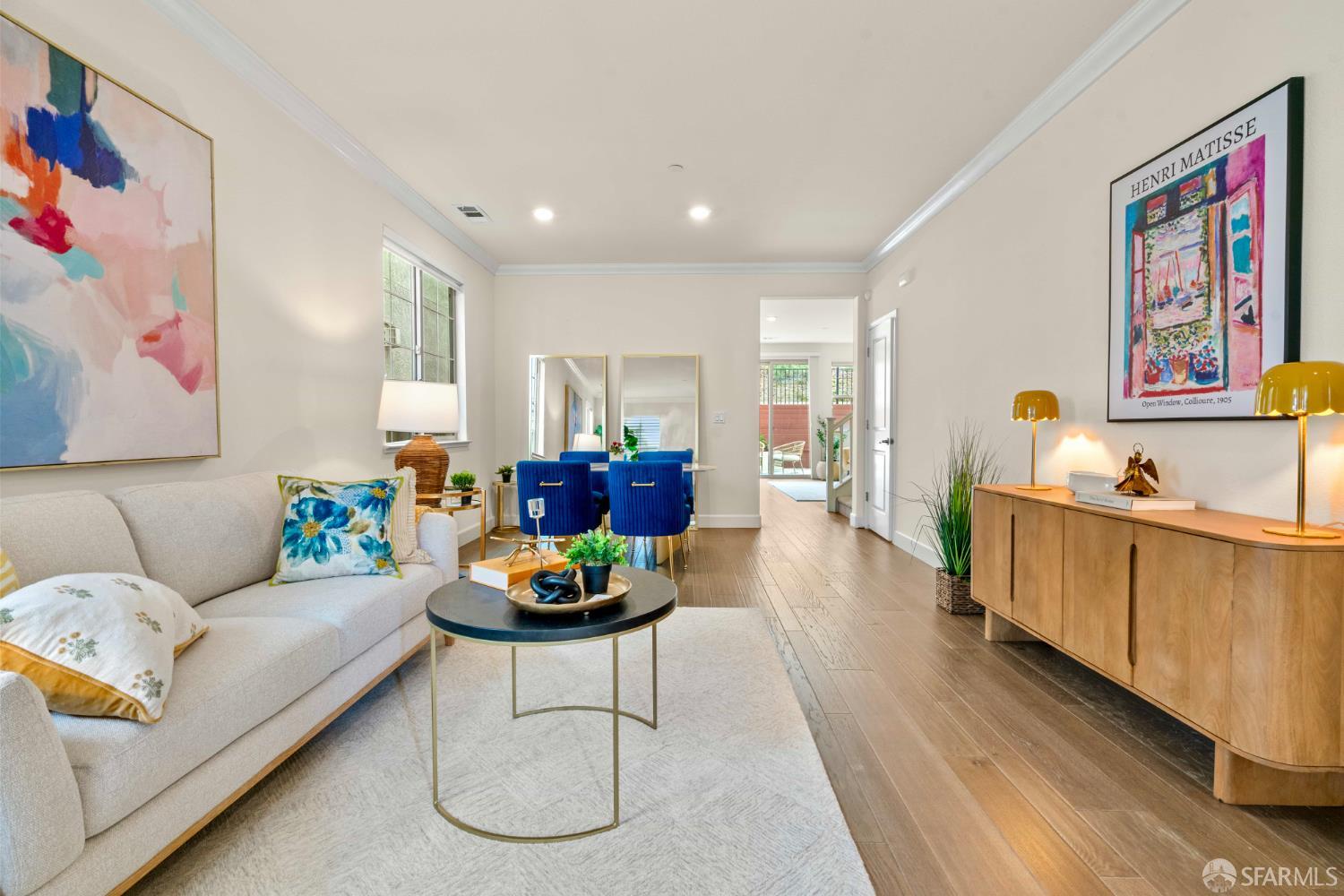Detail Gallery Image 6 of 53 For 382 Crestview Cir, Daly City,  CA 94015 - 5 Beds | 4 Baths