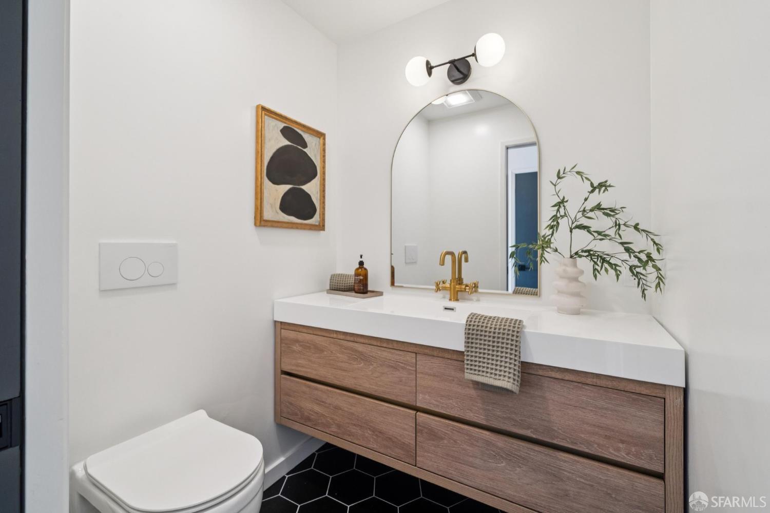 Detail Gallery Image 38 of 54 For 363 Prague St, San Francisco,  CA 94112 - 4 Beds | 2 Baths