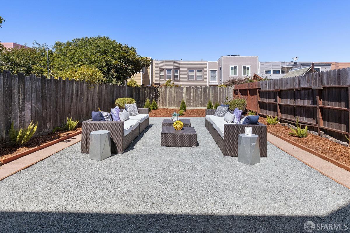 Detail Gallery Image 19 of 31 For 1751 25th Ave, San Francisco,  CA 94122 - 3 Beds | 2 Baths
