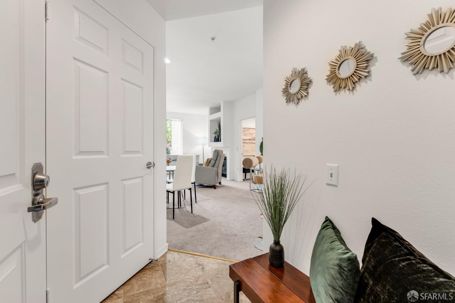 Detail Gallery Image 1 of 1 For 200 Caldecott Ln #106,  Oakland,  CA 94618 - 1 Beds | 1 Baths