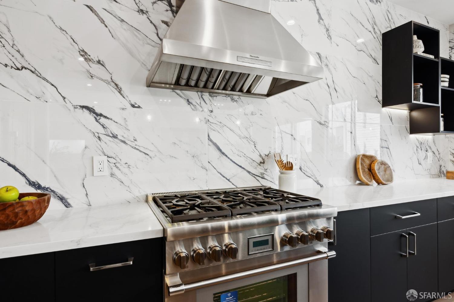 Detail Gallery Image 35 of 96 For 2418 21st Ave, San Francisco,  CA 94116 - 5 Beds | 3/1 Baths