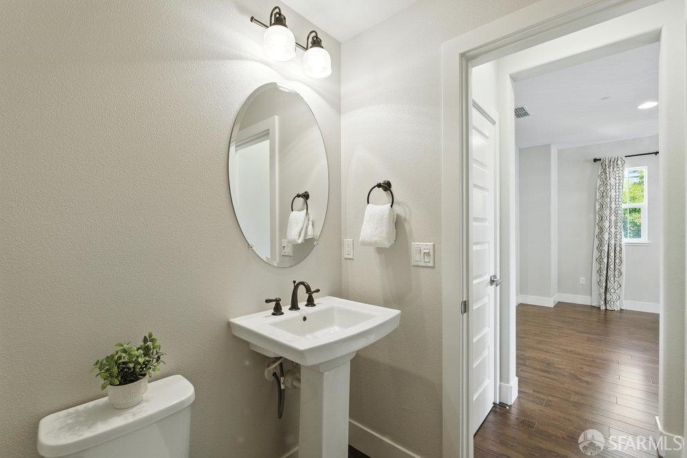 Detail Gallery Image 22 of 99 For 417 Longden Ave, San Mateo,  CA 94403 - 4 Beds | 3/1 Baths
