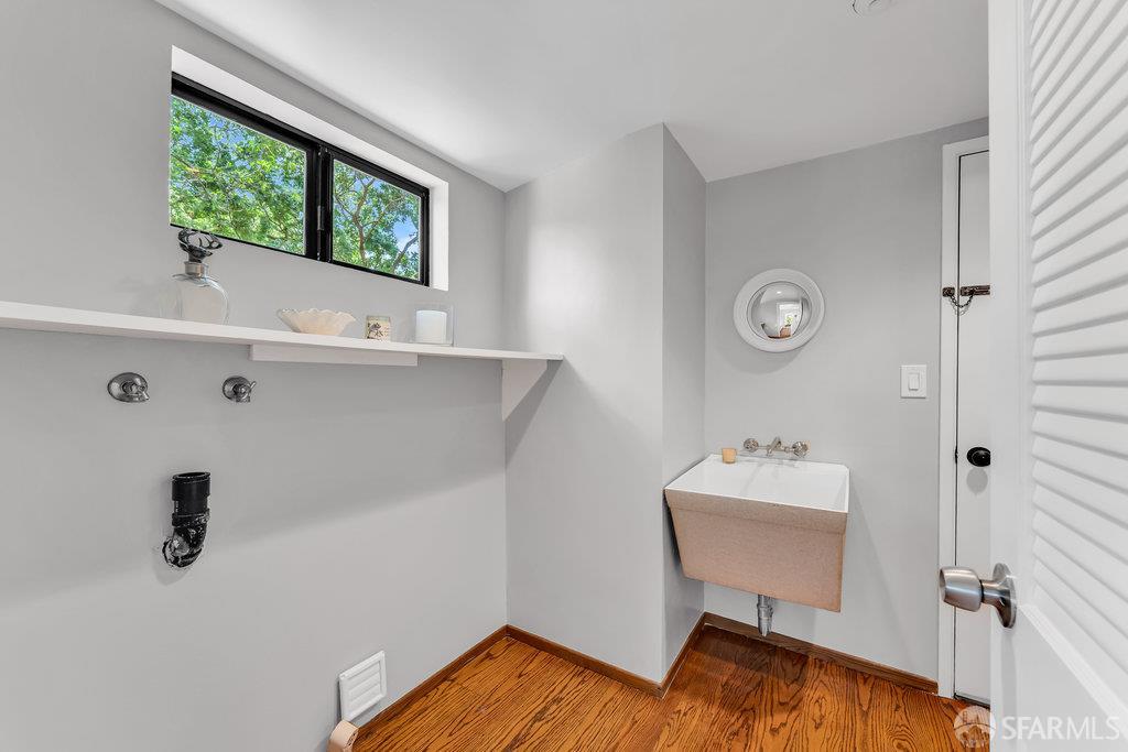 Detail Gallery Image 38 of 95 For 35 Ardilla Rd, Orinda,  CA 94563 - 4 Beds | 4 Baths