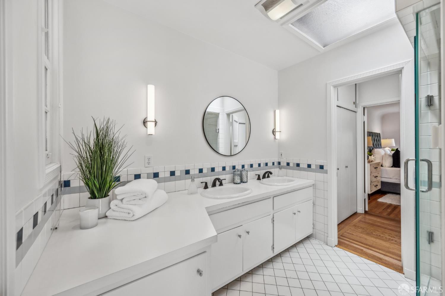 Detail Gallery Image 32 of 66 For 25 Roselyn Ter, San Francisco,  CA 94118 - 3 Beds | 2 Baths