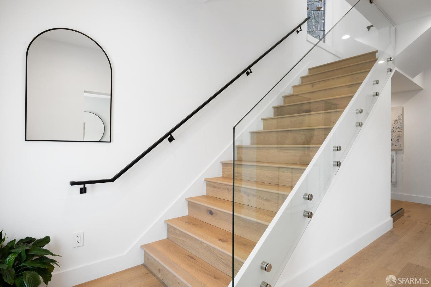 Detail Gallery Image 39 of 96 For 2418 21st Ave, San Francisco,  CA 94116 - 5 Beds | 3/1 Baths