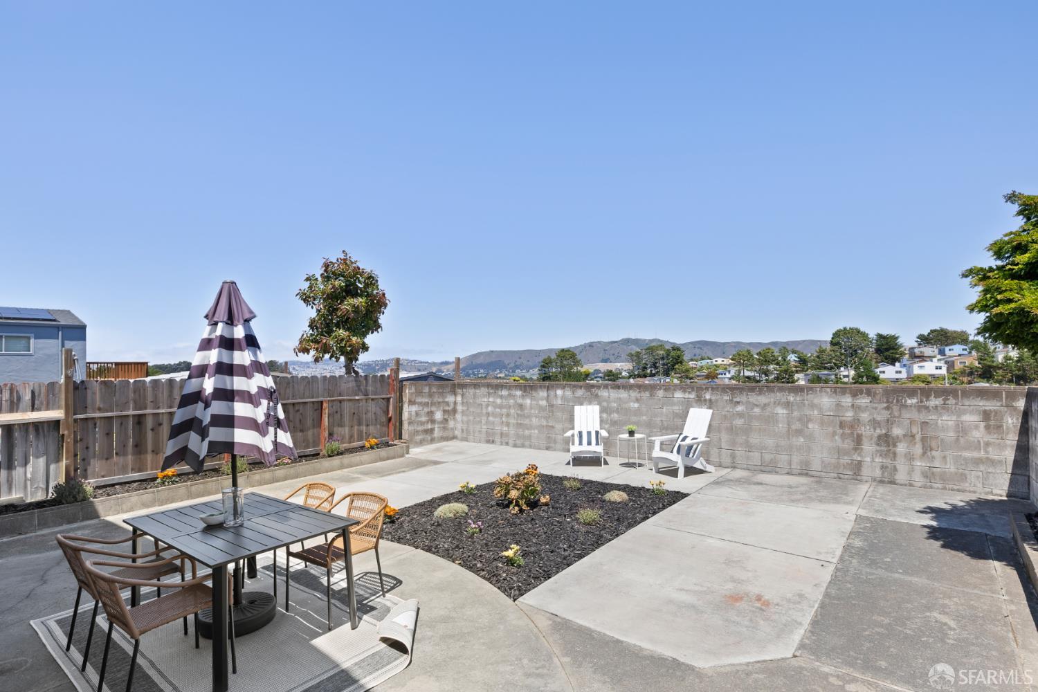Detail Gallery Image 19 of 22 For 31 Canterbury Ave, Daly City,  CA 94015 - 3 Beds | 1/1 Baths