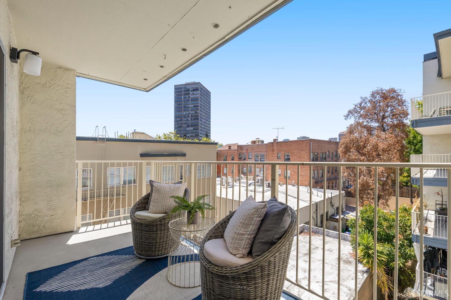 Detail Gallery Image 26 of 52 For 389 Belmont St #306,  Oakland,  CA 94610 - 2 Beds | 1 Baths
