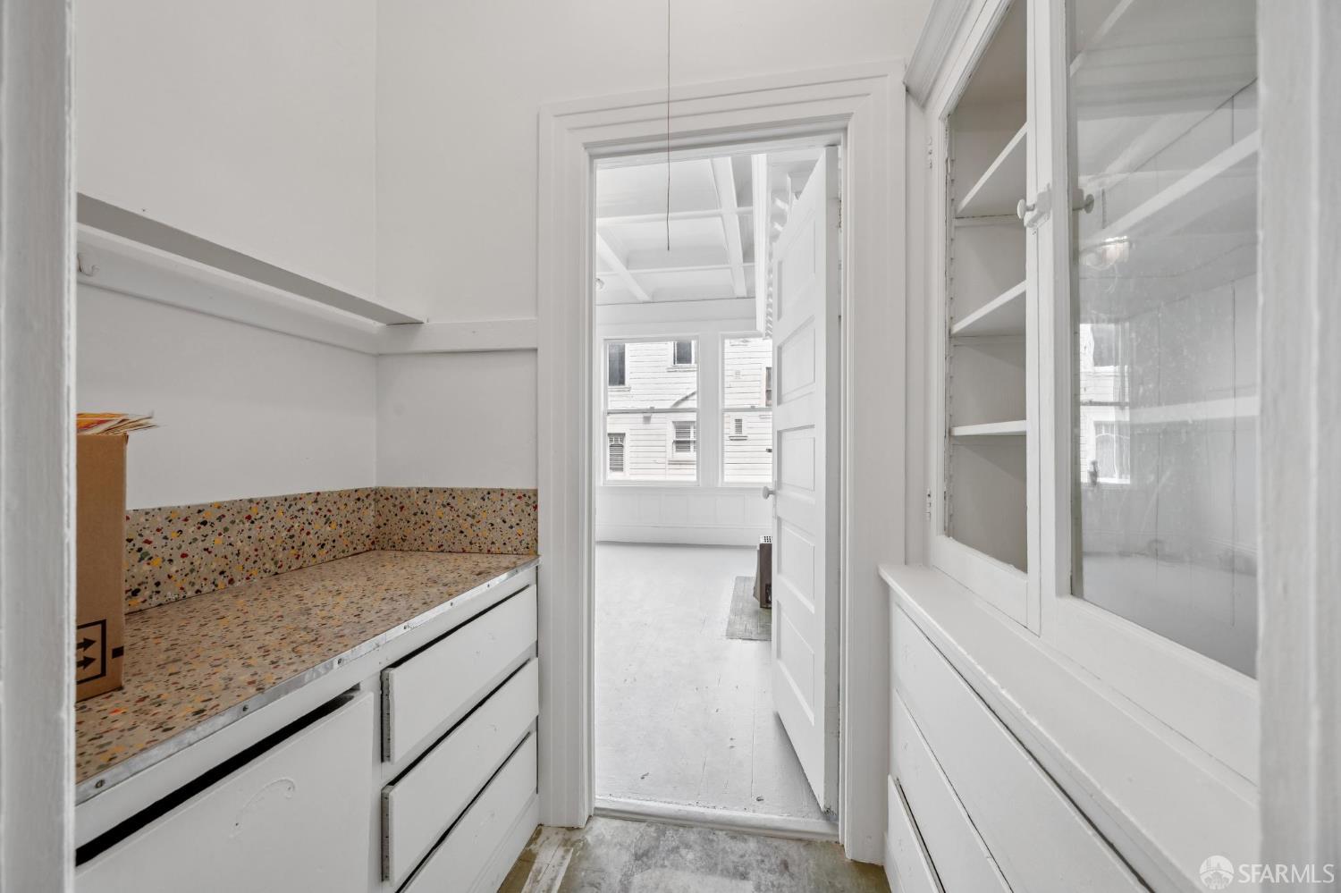Detail Gallery Image 7 of 10 For 457 Guerrero St, San Francisco,  CA 94110 - – Beds | – Baths