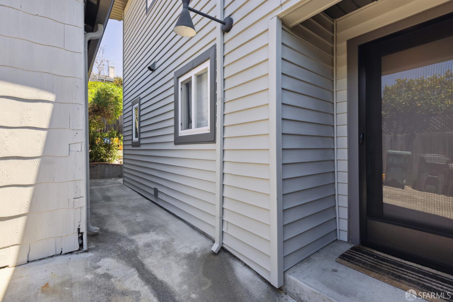 Detail Gallery Image 32 of 40 For 2464 Alida St, Oakland,  CA 95602 - 3 Beds | 2/1 Baths