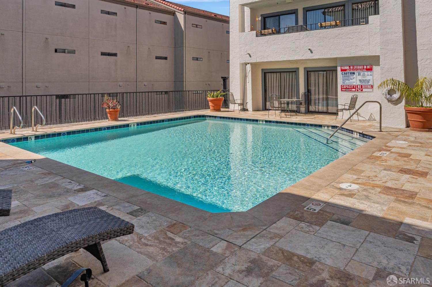 Detail Gallery Image 25 of 36 For 1396 El Camino Real #110,  Millbrae,  CA 94030 - 2 Beds | 2 Baths