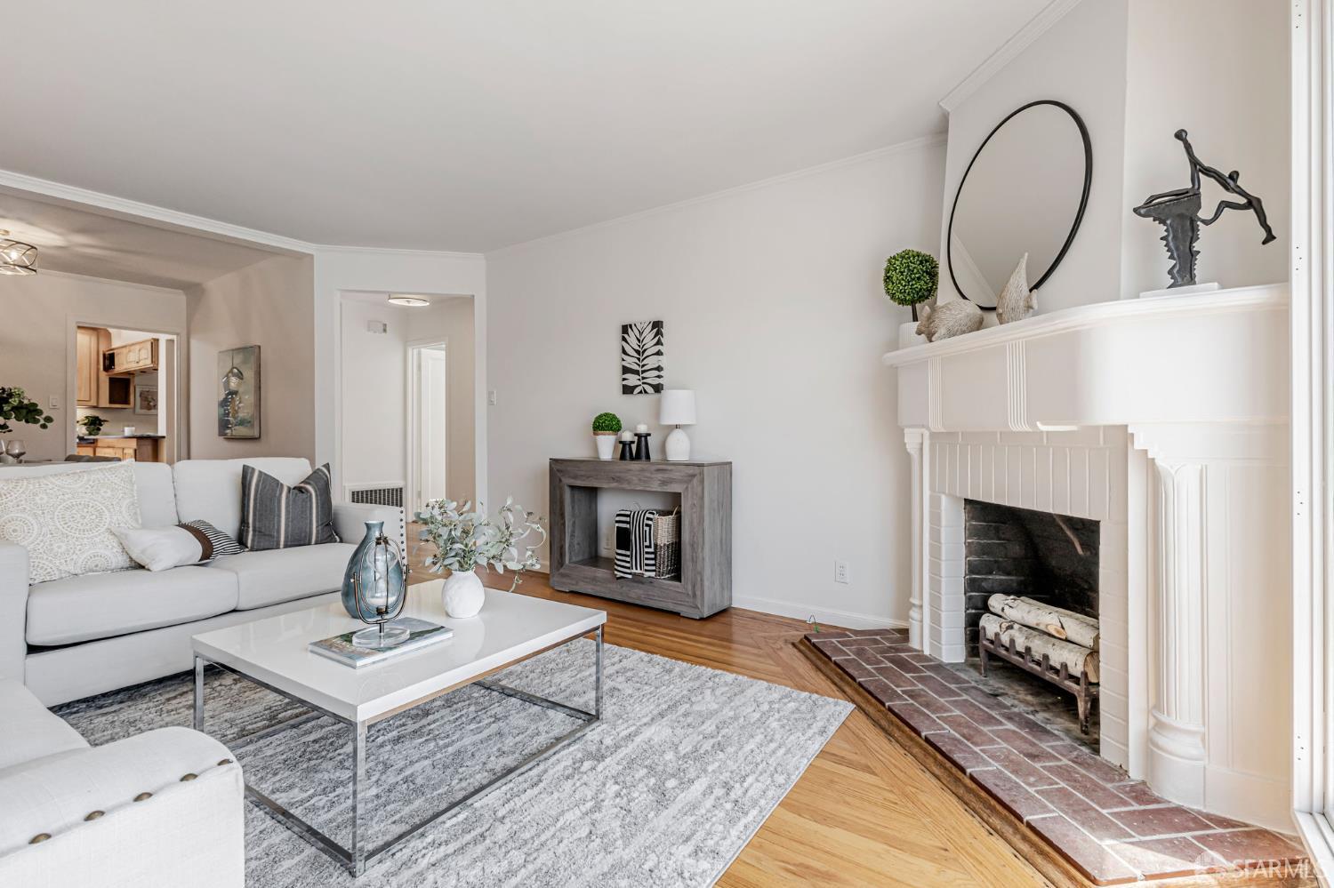 Detail Gallery Image 7 of 42 For 2930 Rivera St, San Francisco,  CA 94116 - 3 Beds | 3 Baths