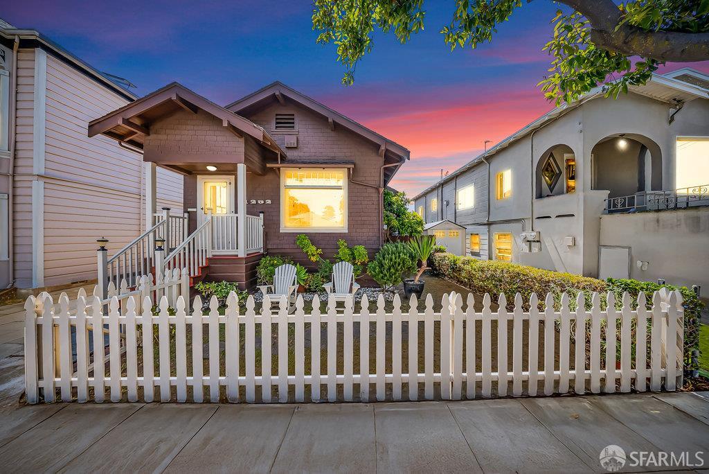 Thumbnail for 1252 Pearl St, Alameda, CA 94501