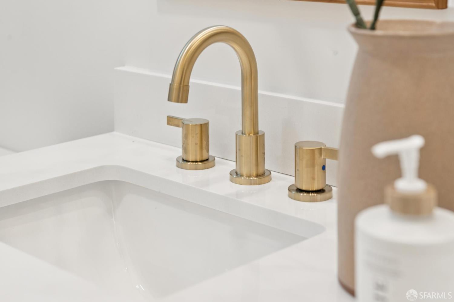 Detail Gallery Image 57 of 83 For 284 Allison St, San Francisco,  CA 94112 - 3 Beds | 2 Baths