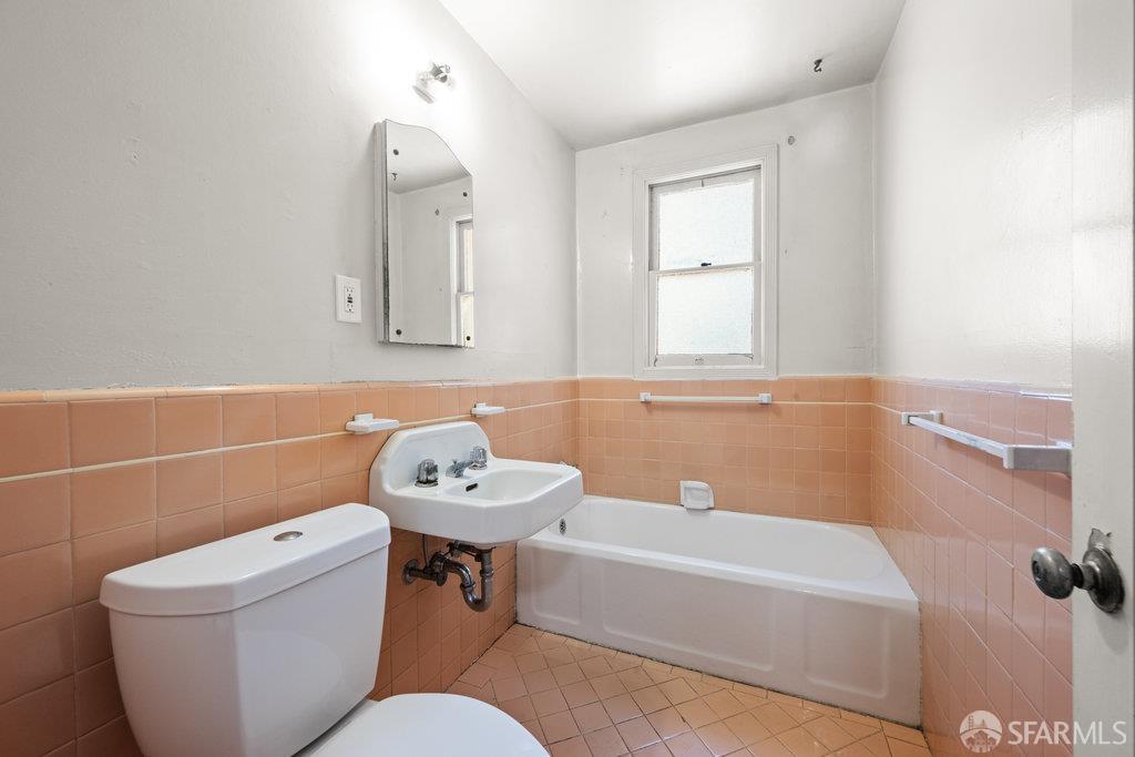Detail Gallery Image 27 of 99 For 1304 Orange Ave, Menlo Park,  CA 94025 - 2 Beds | 1 Baths