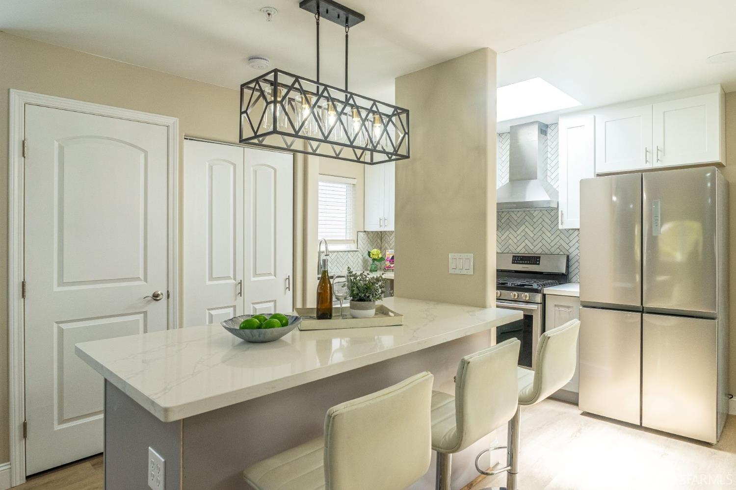 Detail Gallery Image 10 of 24 For 653 Commercial & 656 First Lane Ave, South San Francisco,  CA 94080 - 4 Beds | 2 Baths
