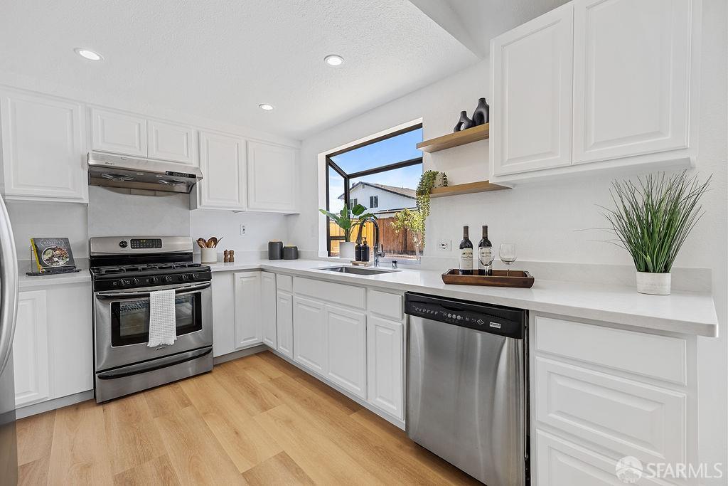 Detail Gallery Image 10 of 29 For 280 La Honda Dr, Milpitas,  CA 95035 - 3 Beds | 2 Baths