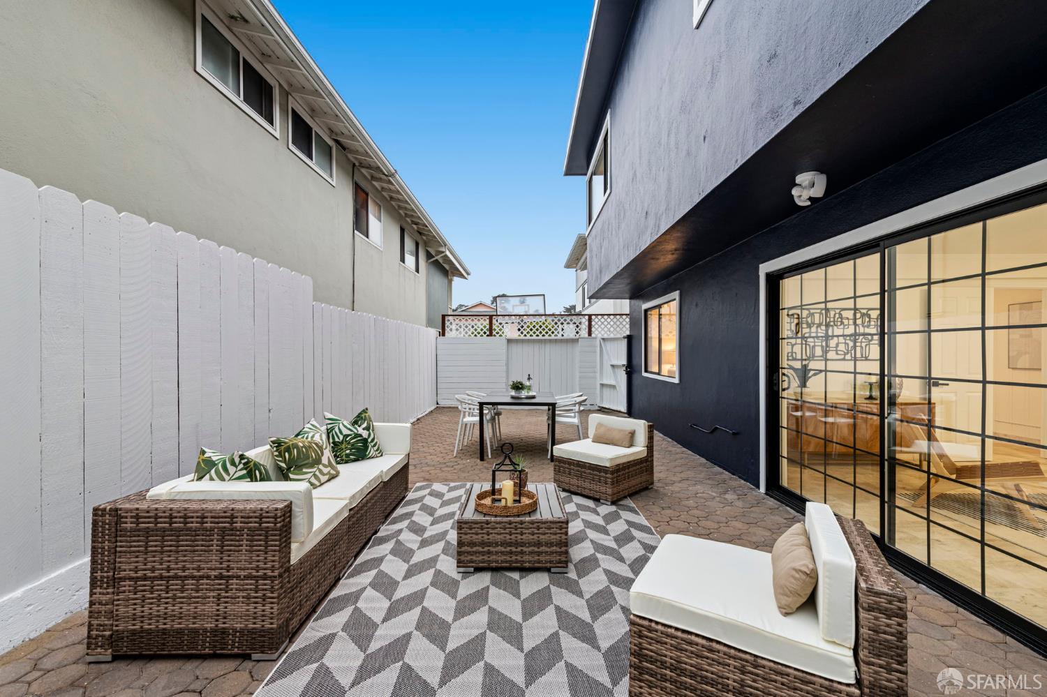 Detail Gallery Image 64 of 87 For 91 El Portal Way, Daly City,  CA 94015 - 6 Beds | 3 Baths