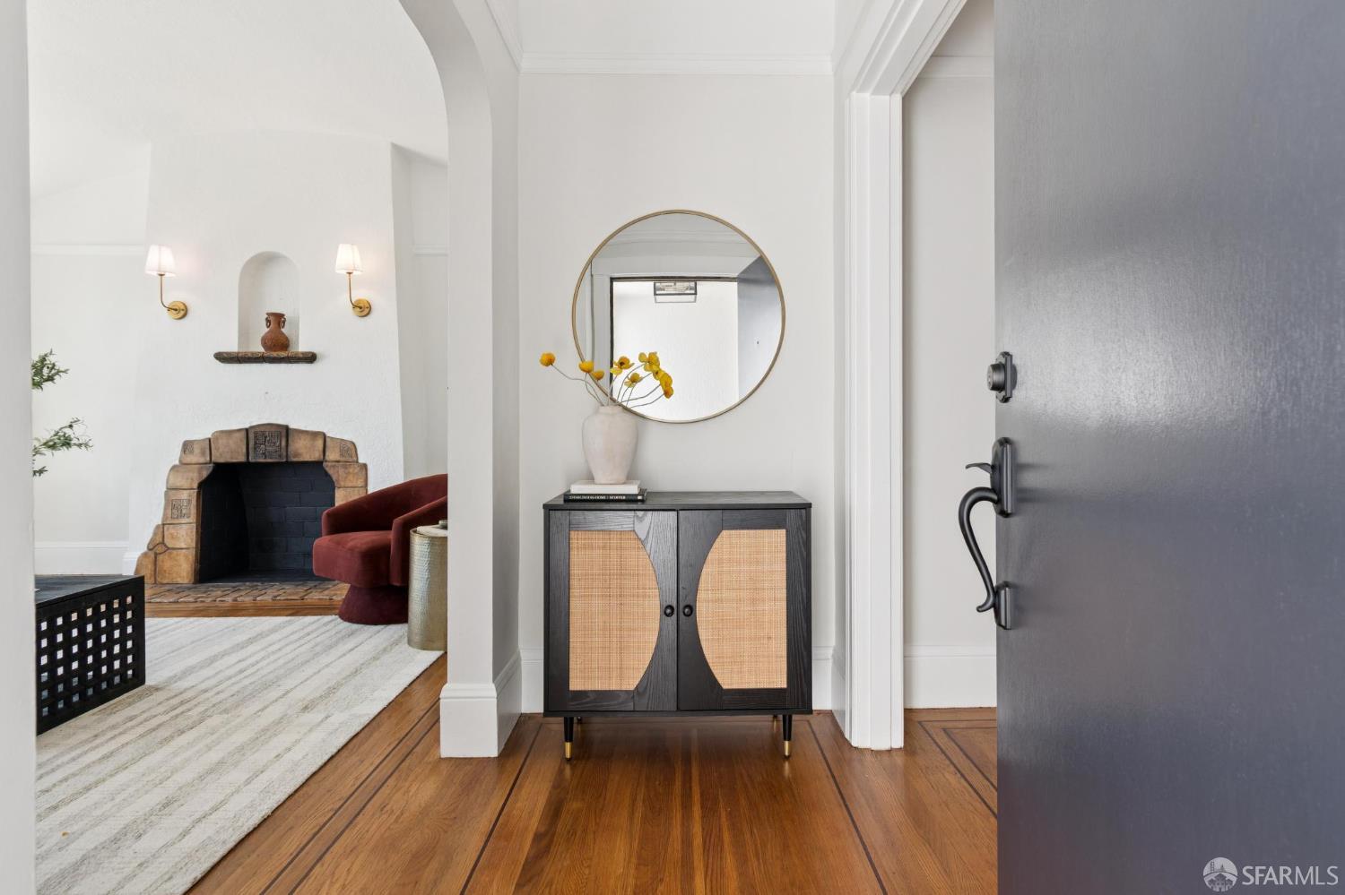 Detail Gallery Image 6 of 83 For 284 Allison St, San Francisco,  CA 94112 - 3 Beds | 2 Baths