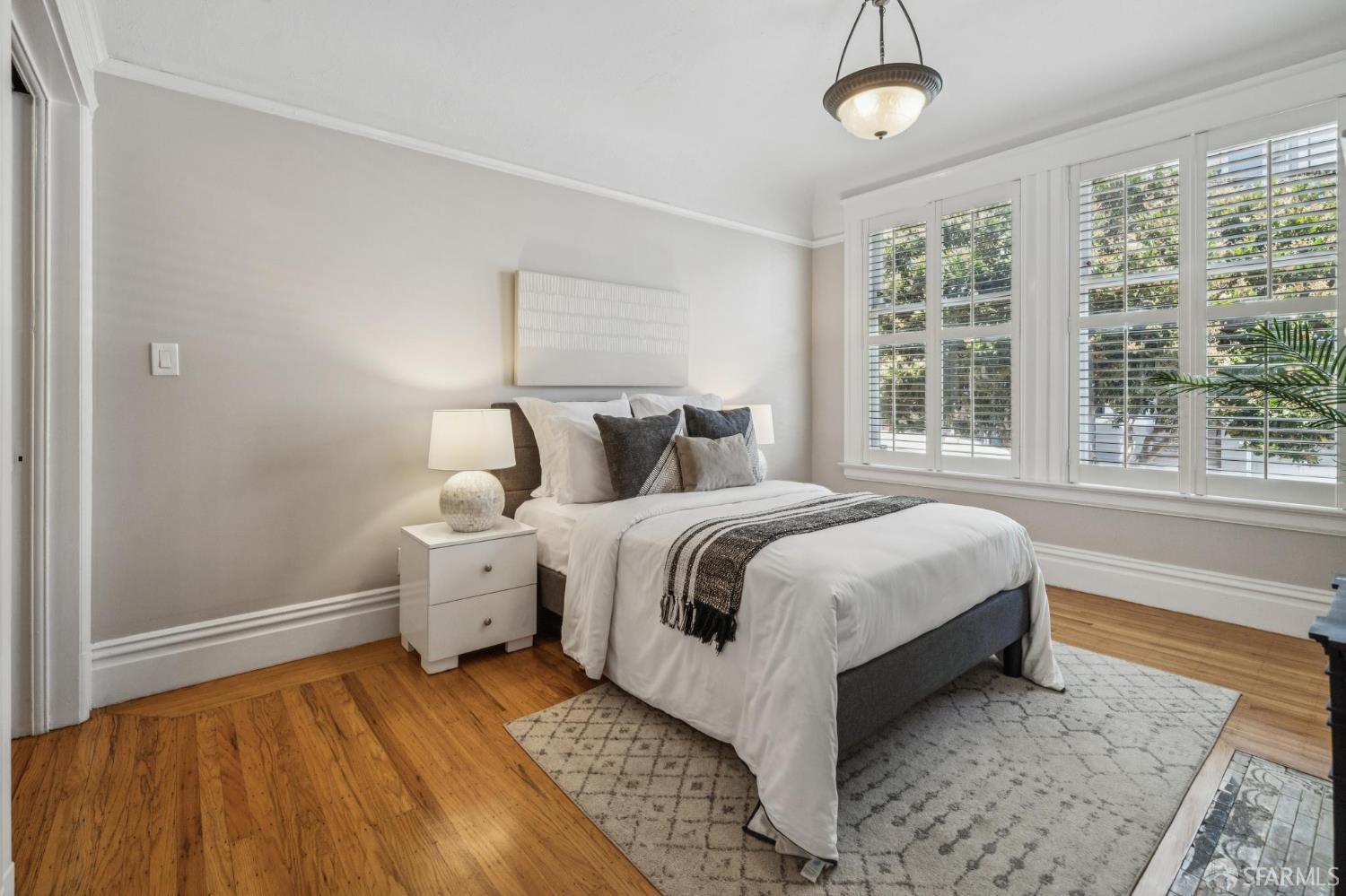 Detail Gallery Image 46 of 67 For 1125 Leavenworth St, San Francisco,  CA 94109 - 4 Beds | 3 Baths