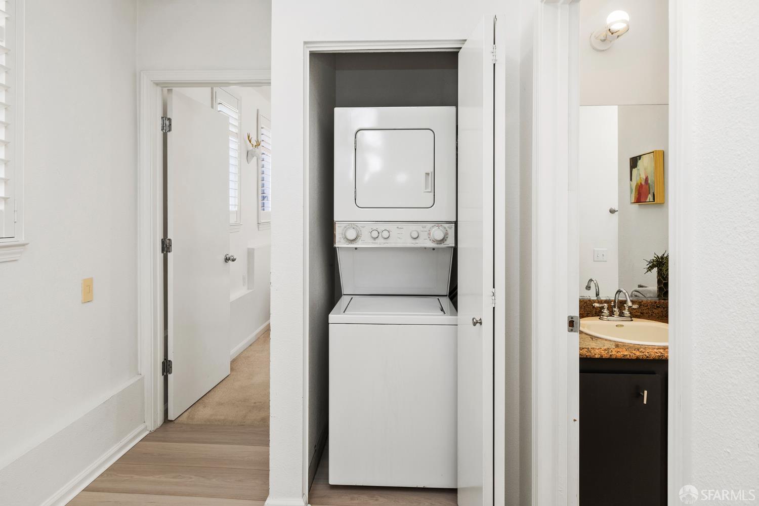 Photo #16: 425055133 Listing: Photo #16