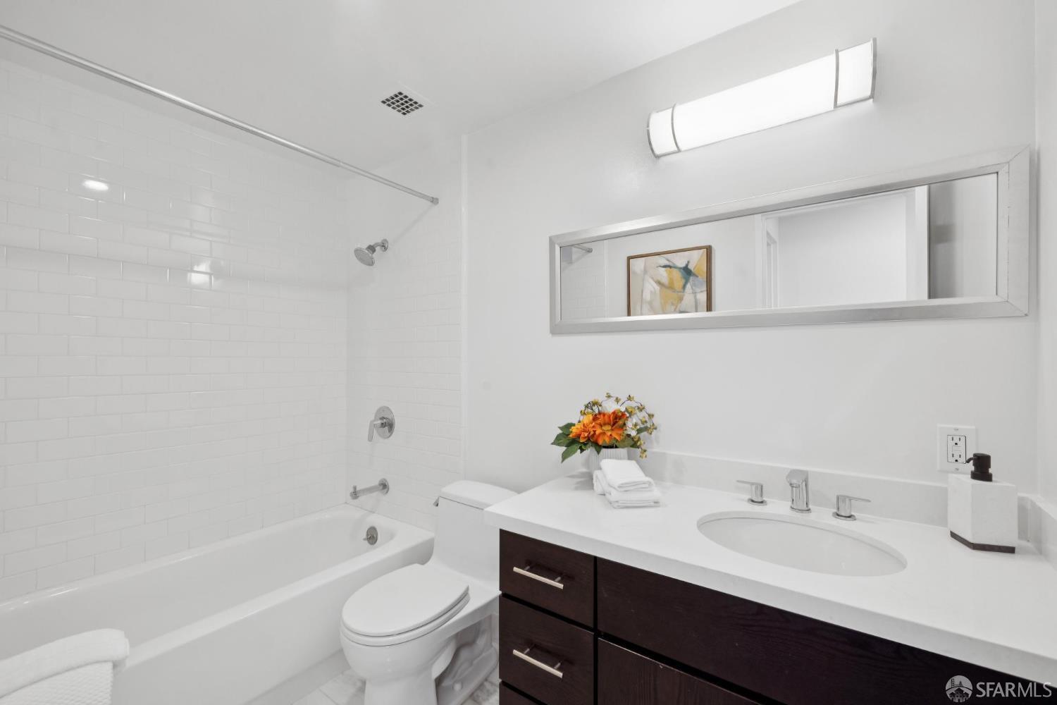 Photo #33: 425047894 Listing: Photo #33