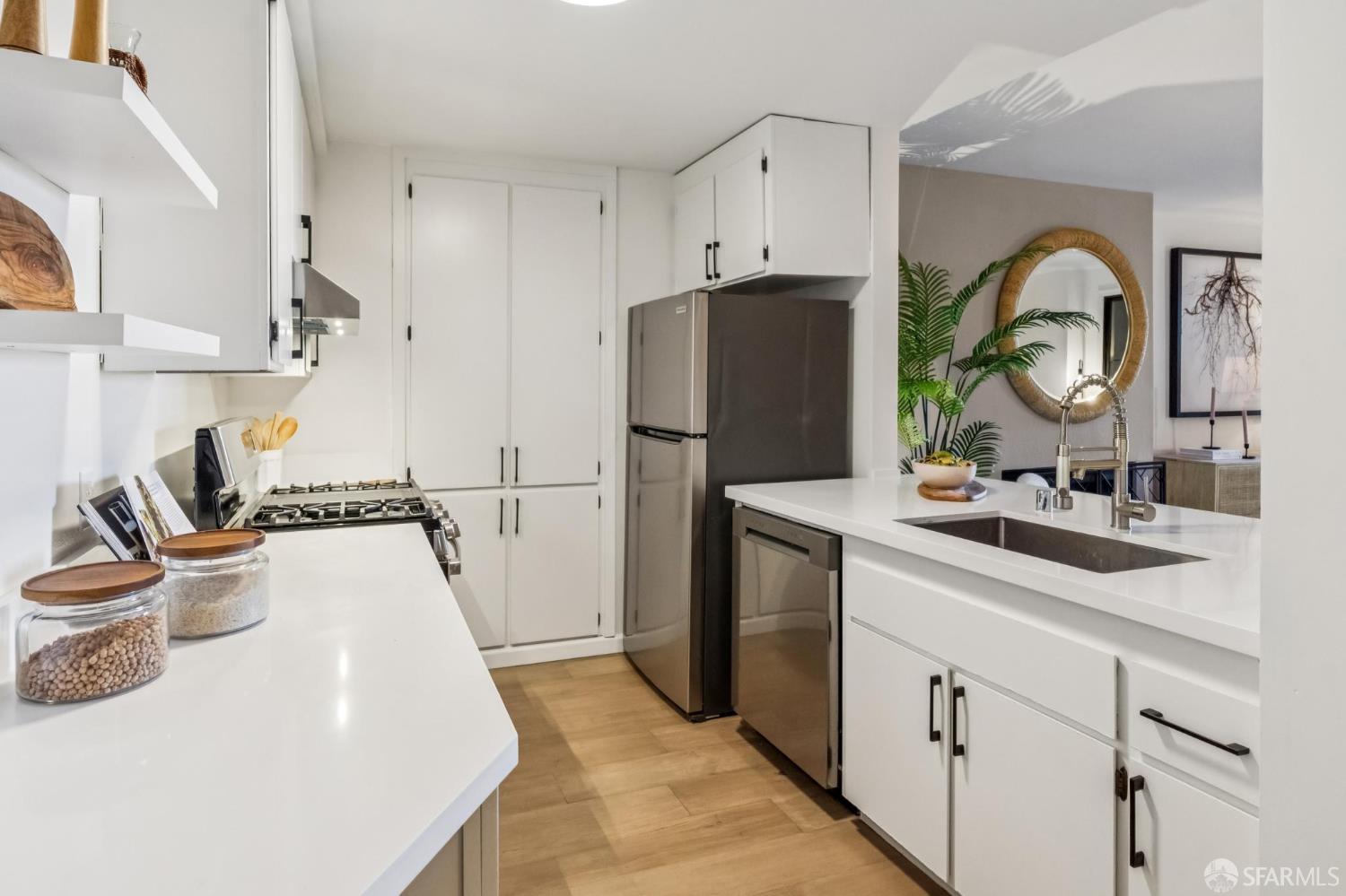 Detail Gallery Image 24 of 42 For 1520 Taylor St #103,  San Francisco,  CA 94133 - 2 Beds | 2 Baths