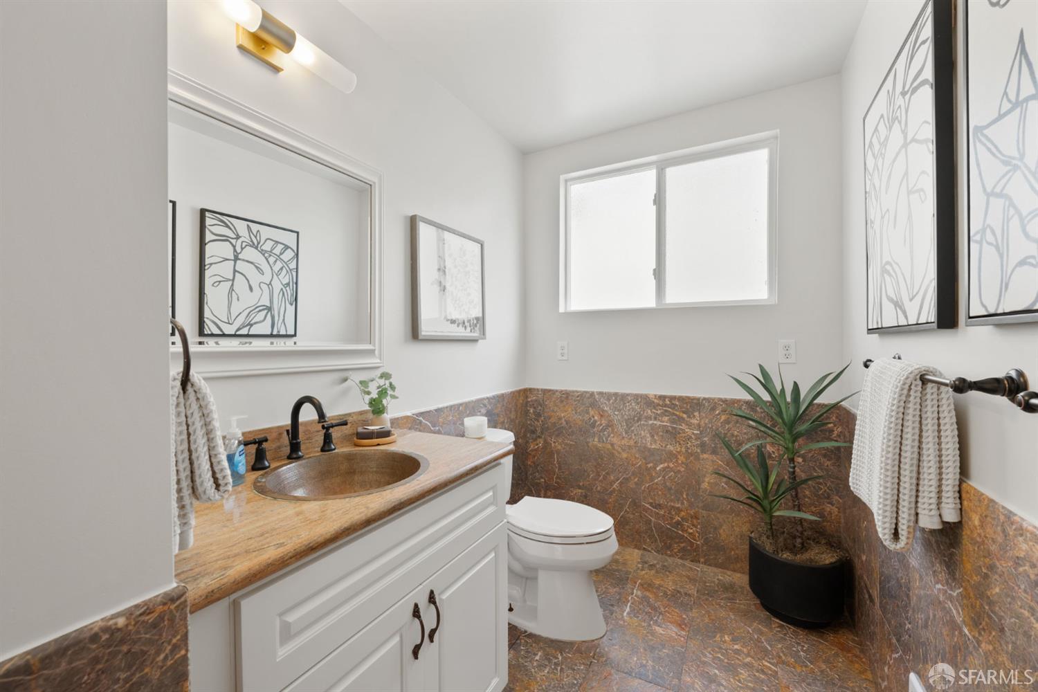 Detail Gallery Image 29 of 54 For 245 Skyline Dr, Daly City,  CA 94015 - 2 Beds | 1 Baths