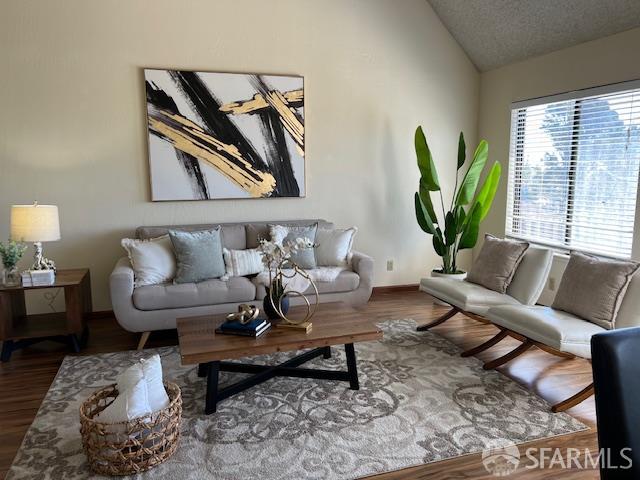 Detail Gallery Image 3 of 34 For 11 Seville Way, South San Francisco,  CA 94080 - 4 Beds | 2/1 Baths