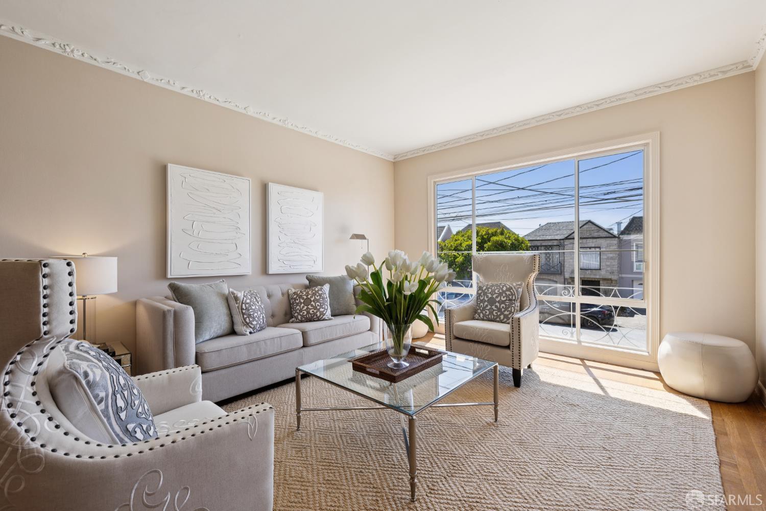Detail Gallery Image 5 of 37 For 1874 34th Ave, San Francisco,  CA 94122 - 4 Beds | 4 Baths
