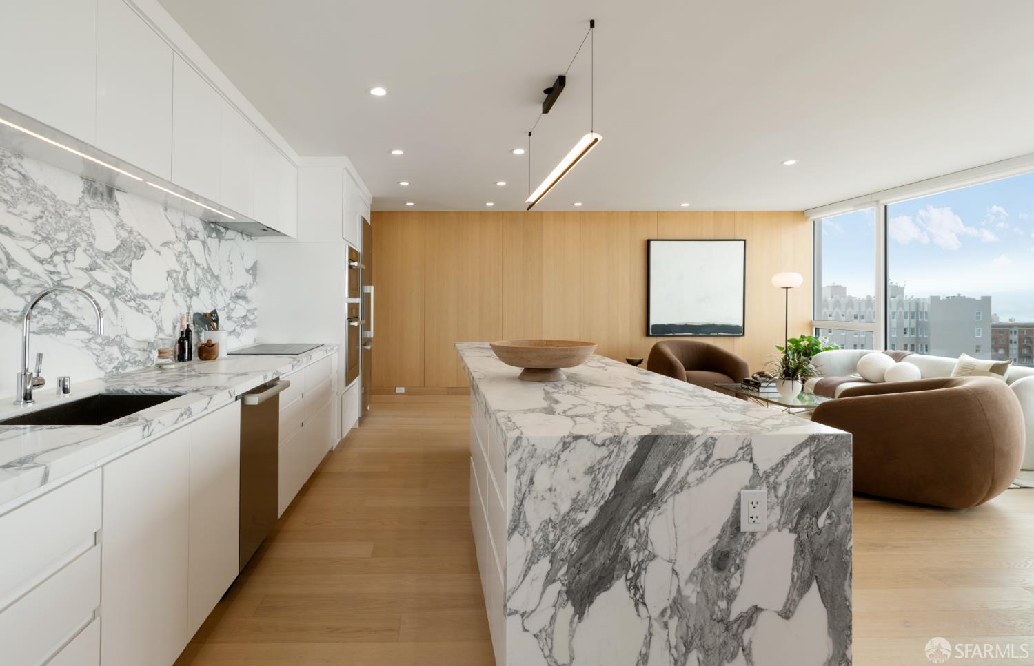 Detail Gallery Image 13 of 39 For 1070 Green St #801,  San Francisco,  CA 94133 - 2 Beds | 2/1 Baths