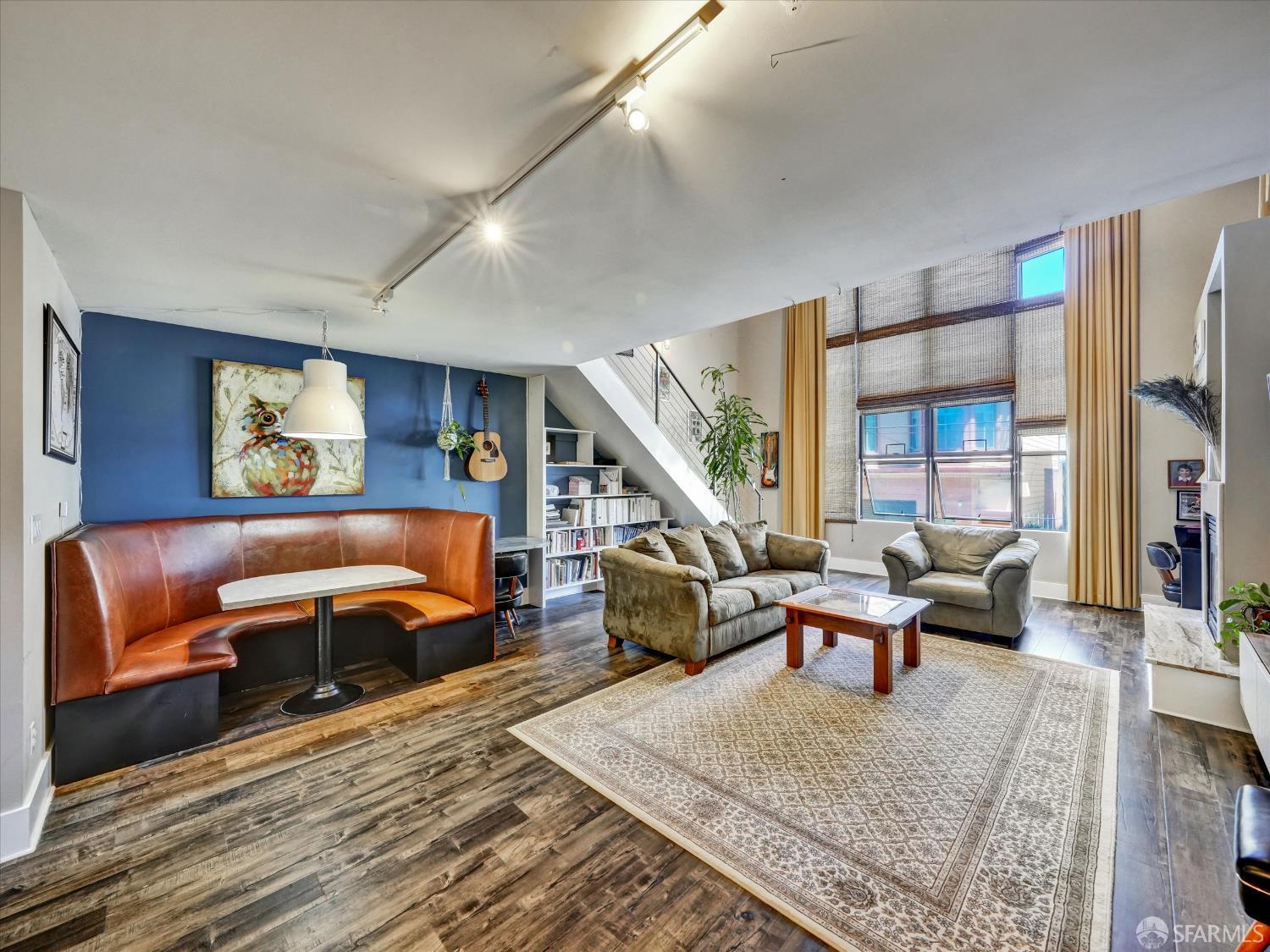 Photo #8: 425056602 Listing: Photo #8