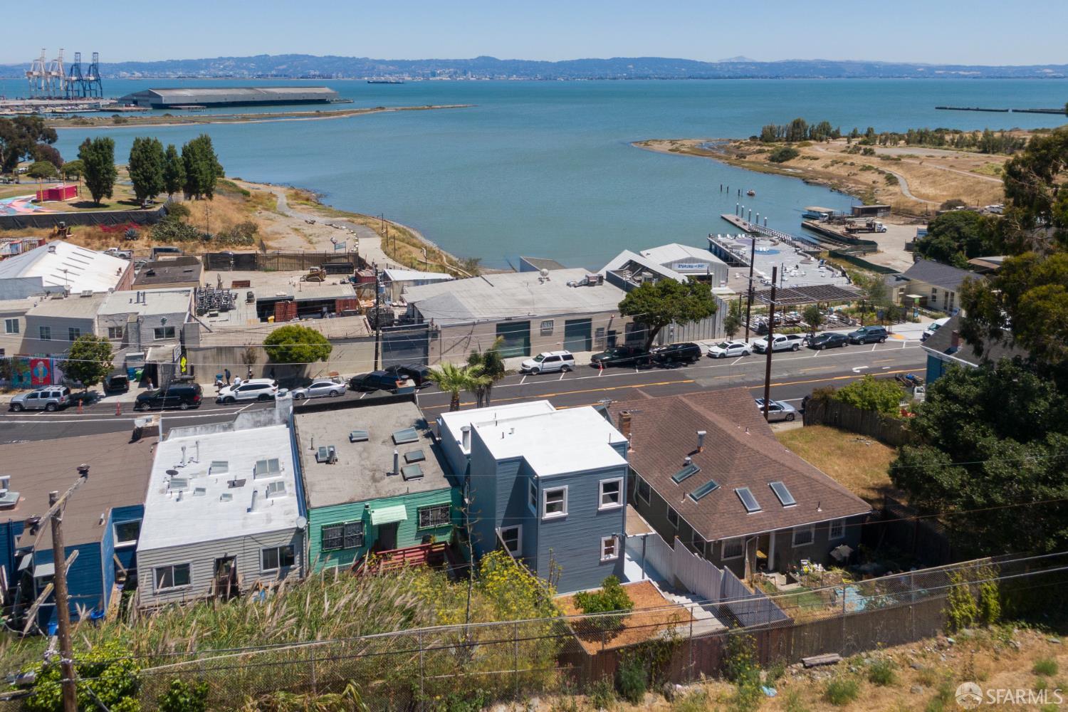 Detail Gallery Image 68 of 98 For 939 Innes Ave, San Francisco,  CA 94124 - 2 Beds | 2 Baths