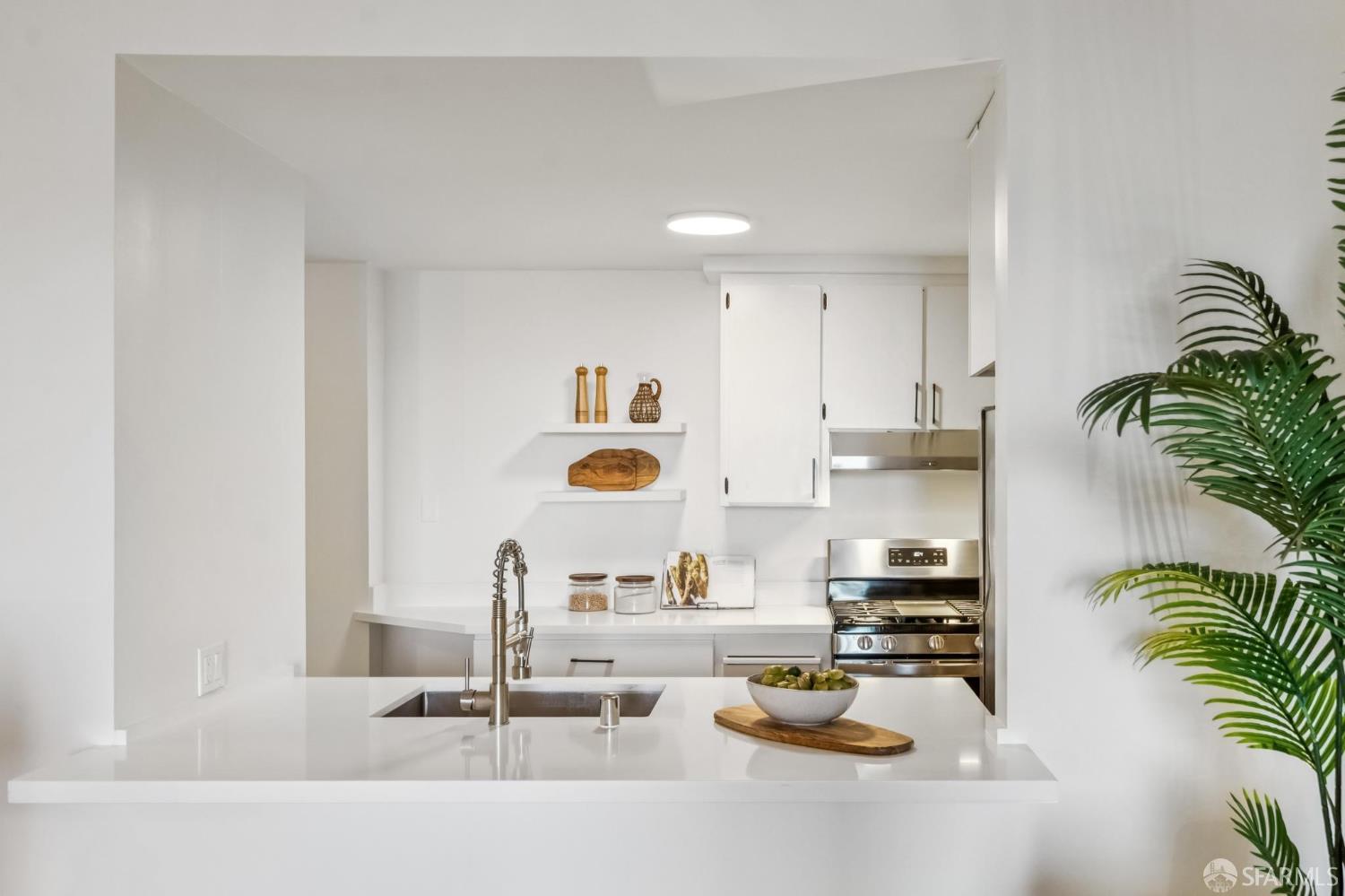 Detail Gallery Image 21 of 42 For 1520 Taylor St #103,  San Francisco,  CA 94133 - 2 Beds | 2 Baths