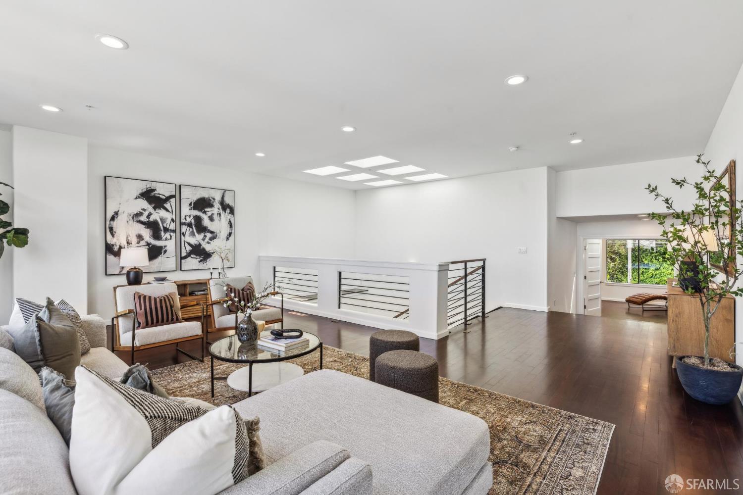 Detail Gallery Image 22 of 62 For 39 Miguel St, San Francisco,  CA 94131 - 4 Beds | 3/2 Baths