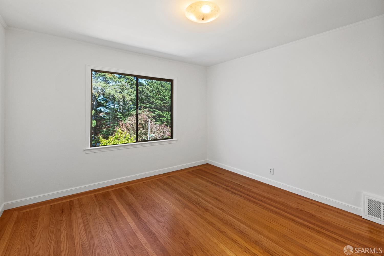 Detail Gallery Image 24 of 93 For 369 Princeton St, San Francisco,  CA 94134 - 4 Beds | 2 Baths