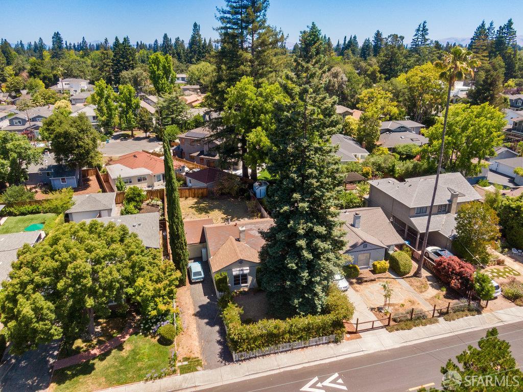 Detail Gallery Image 48 of 99 For 1304 Orange Ave, Menlo Park,  CA 94025 - 2 Beds | 1 Baths