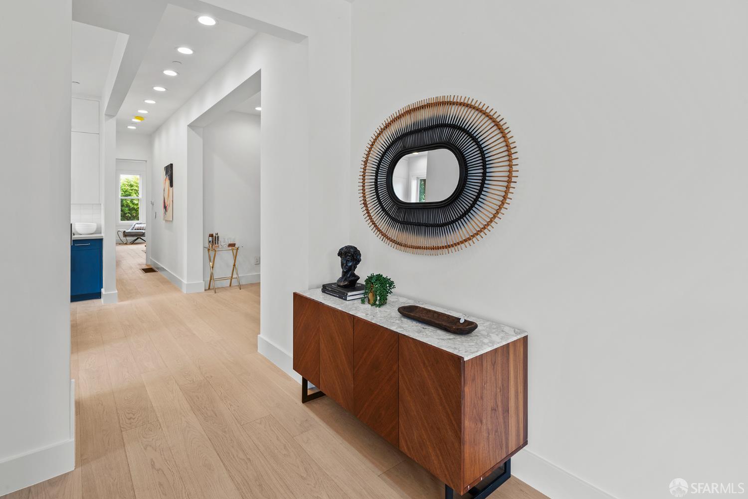 Photo #5: 425056246 Listing 