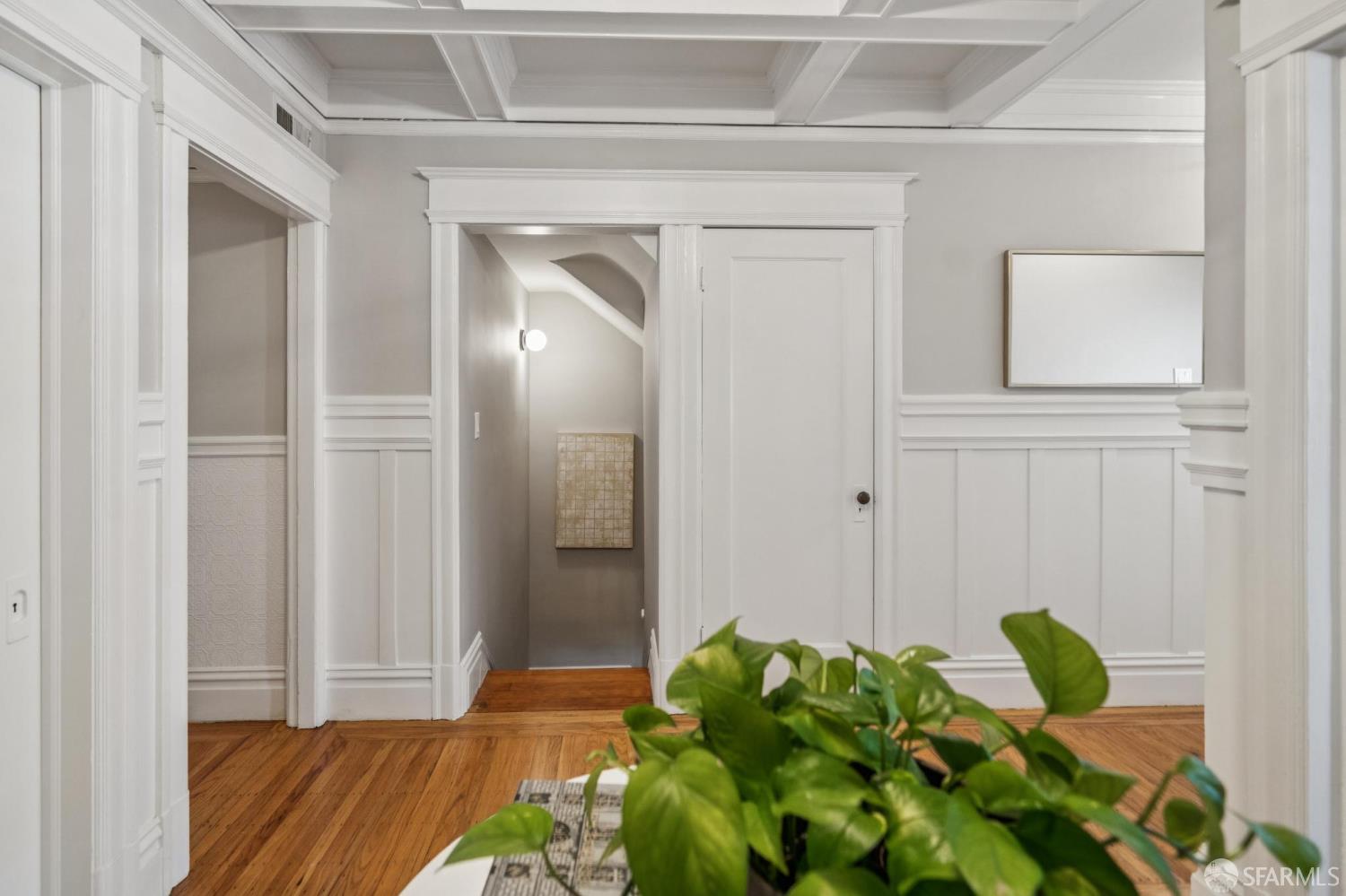 Detail Gallery Image 60 of 67 For 1125 Leavenworth St, San Francisco,  CA 94109 - 4 Beds | 3 Baths