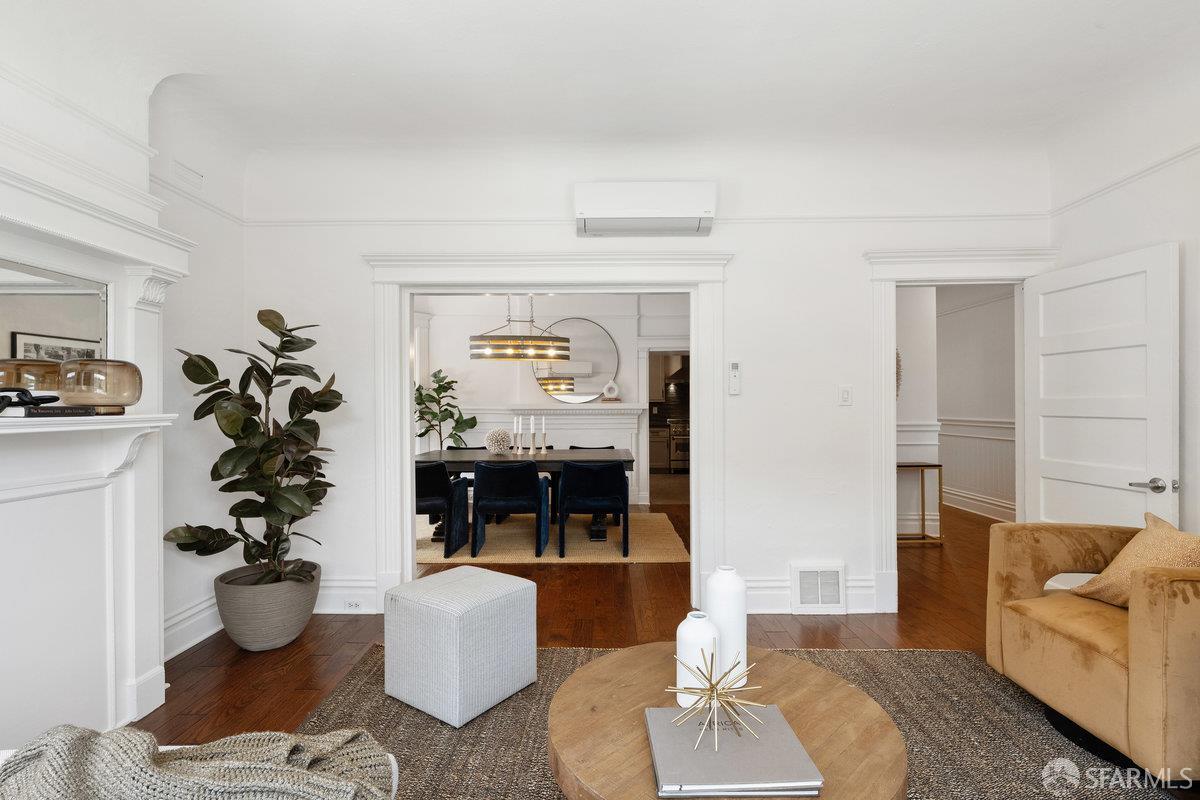 Photo #5: 425051982 Listing 
