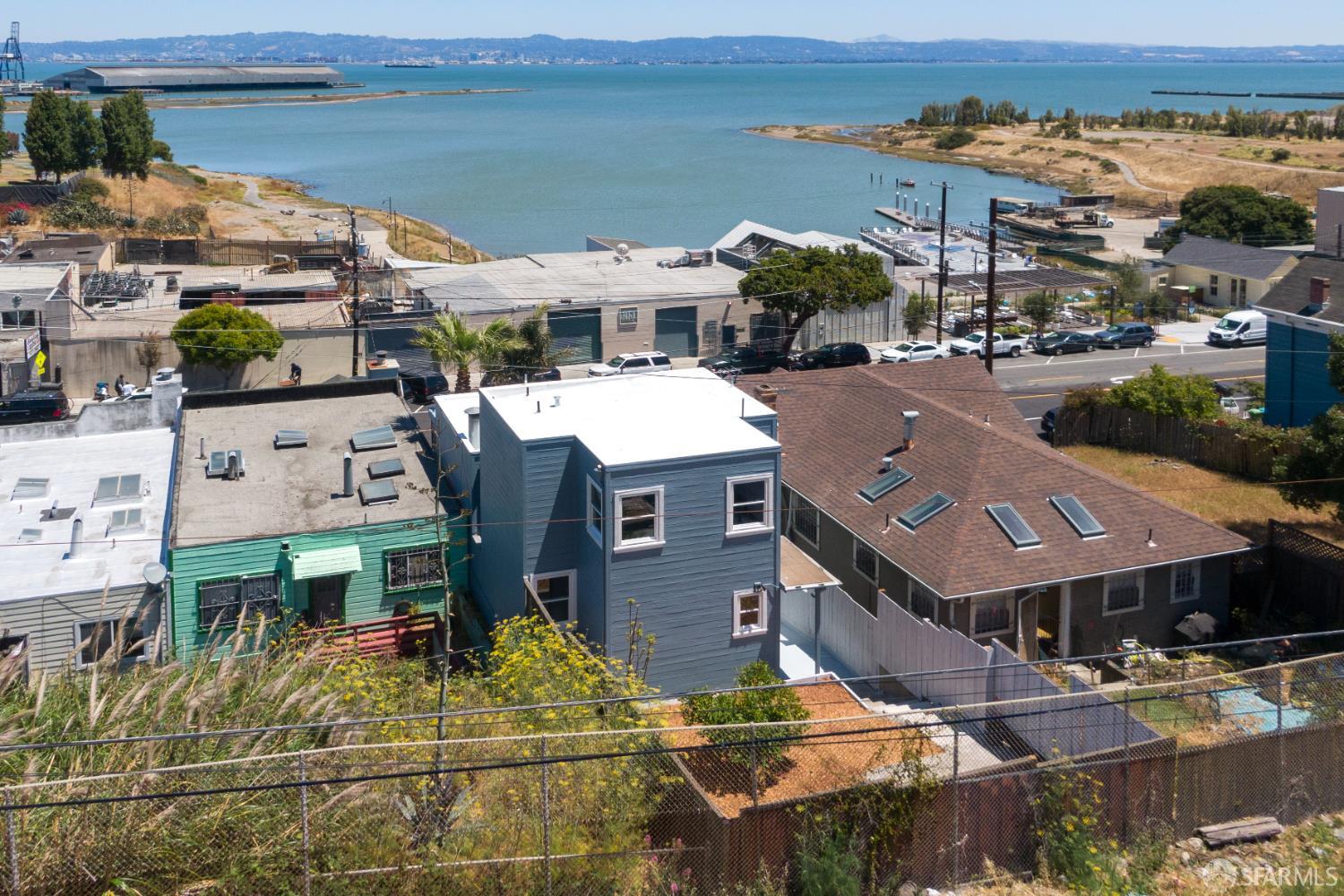 Detail Gallery Image 69 of 98 For 939 Innes Ave, San Francisco,  CA 94124 - 2 Beds | 2 Baths