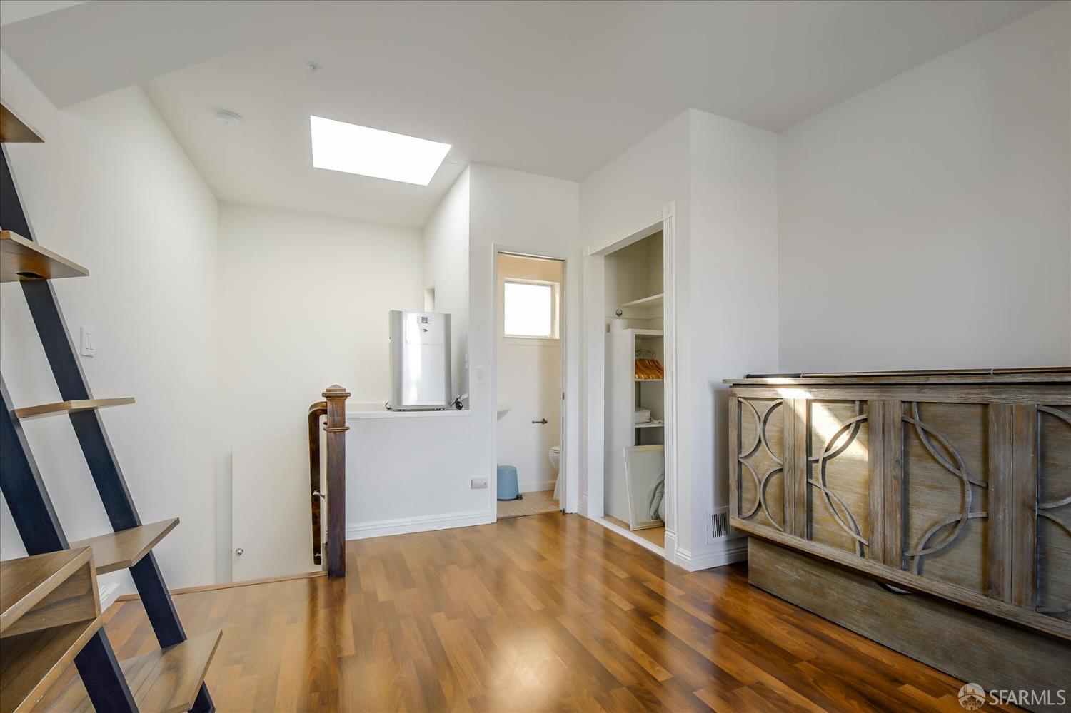 Detail Gallery Image 14 of 26 For 144 Langton St, San Francisco,  CA 94103 - 2 Beds | 1/1 Baths