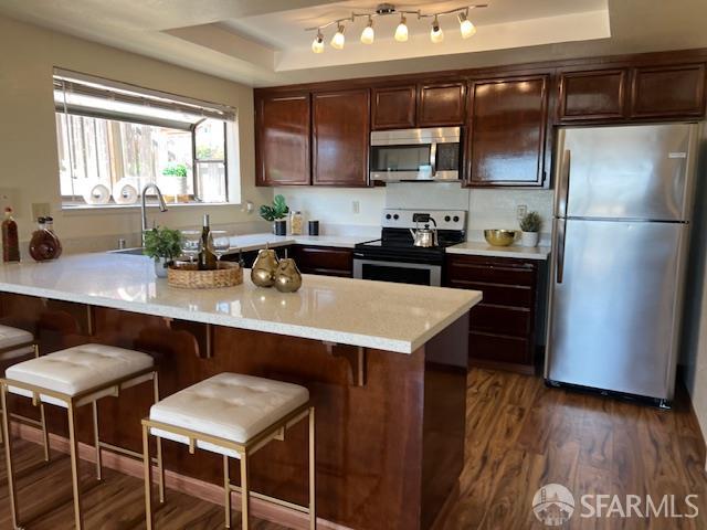 Detail Gallery Image 26 of 34 For 11 Seville Way, South San Francisco,  CA 94080 - 4 Beds | 2/1 Baths