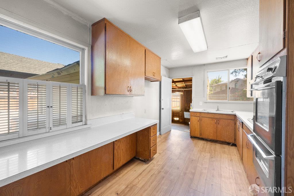 Detail Gallery Image 29 of 99 For 1304 Orange Ave, Menlo Park,  CA 94025 - 2 Beds | 1 Baths