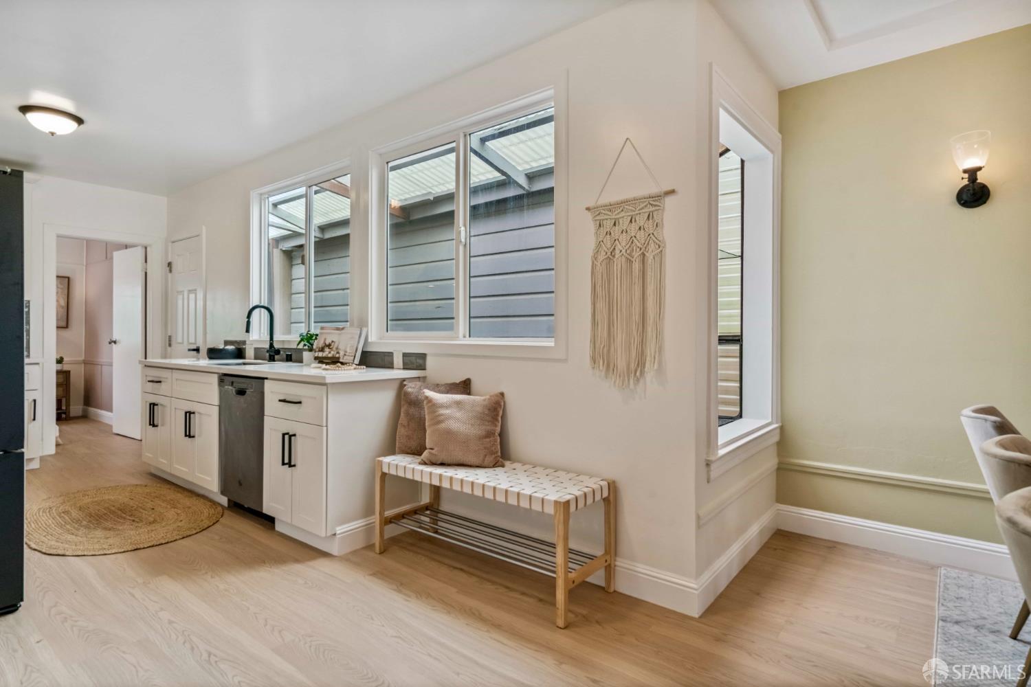Detail Gallery Image 19 of 54 For 1210 40th Ave, San Francisco,  CA 94122 - 3 Beds | 2/1 Baths