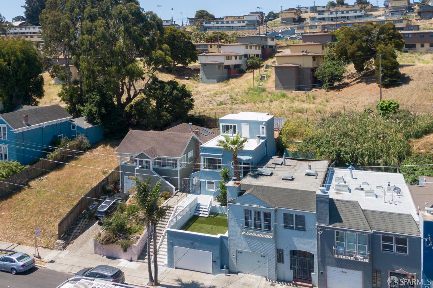 Detail Gallery Image 59 of 98 For 939 Innes Ave, San Francisco,  CA 94124 - 2 Beds | 2 Baths