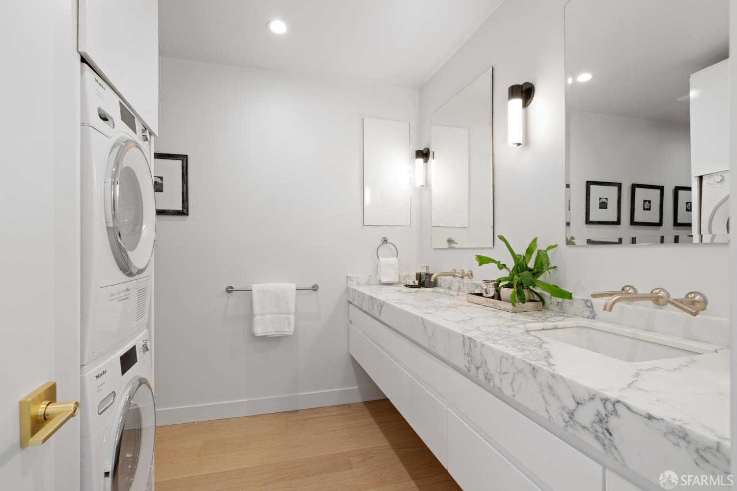 Detail Gallery Image 25 of 39 For 1070 Green St #801,  San Francisco,  CA 94133 - 2 Beds | 2/1 Baths